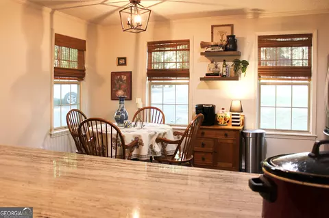 Dining - 353 Lewis Cir, Commerce, GA 30529 photo 1 of 2