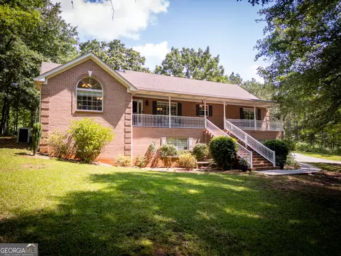 1655 Stacia Dr, Covington, GA 30016