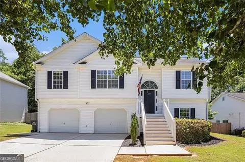 6195 Queensdale Dr, Douglasville, GA 30135