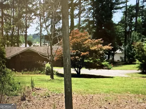 5621 Mcever Rd, Flowery Branch, GA 30542