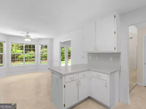 Kitchen - 264 Keller Dr, Mcdonough, GA 30252 photo 5 of 6