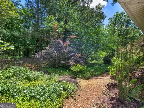 Exterior - 264 Keller Dr, Mcdonough, GA 30252 photo 10 of 10