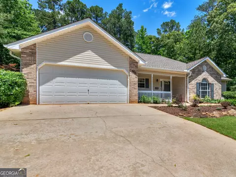 Exterior - 264 Keller Dr, Mcdonough, GA 30252 photo 1 of 10