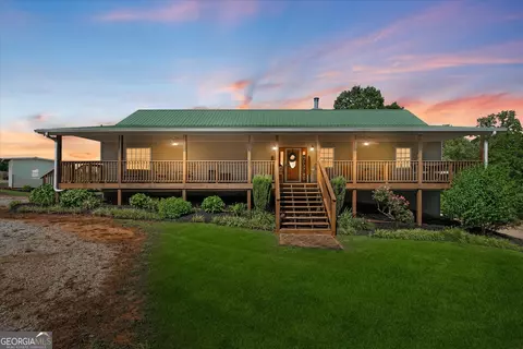 220 Mountain Creek Rd, Bowdon, GA 30108
