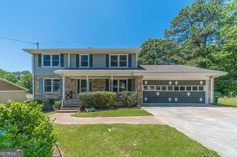5166 Vivid Dr, Stone Mountain, GA 30087