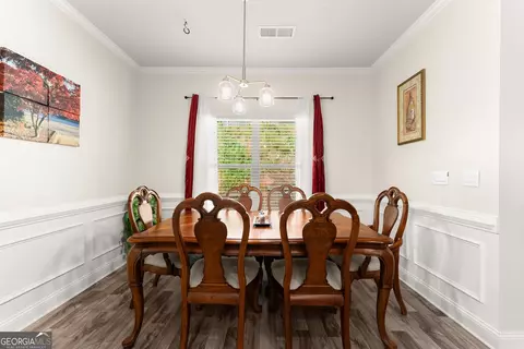 Dining - 2289 Remington Dr, Commerce, GA 30529 photo 3 of 4