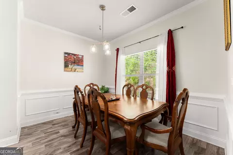 Dining - 2289 Remington Dr, Commerce, GA 30529 photo 4 of 4