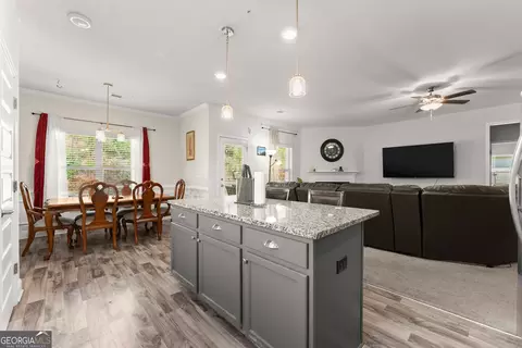 Kitchen - 2289 Remington Dr, Commerce, GA 30529 photo 7 of 9