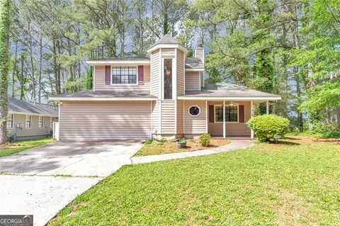 916 Forest Pointe Way, Jonesboro, GA 30238