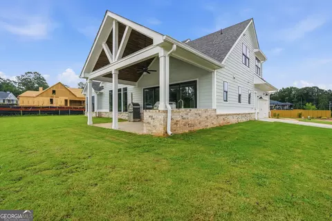 Exterior - 155 Hawthorne Ln, Forsyth, GA 31029 photo 5 of 10