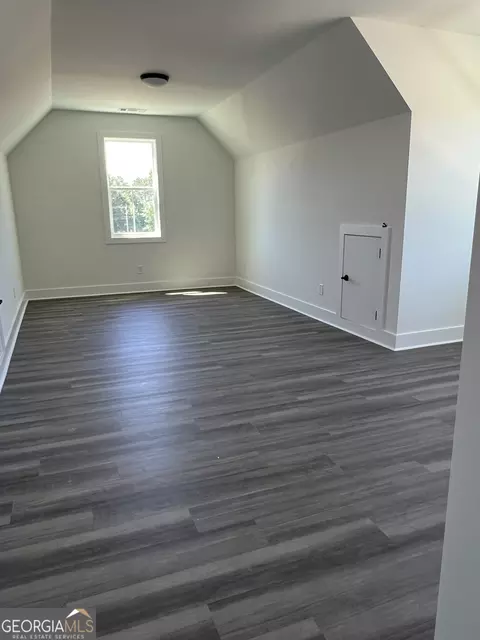 Bedroom - 155 Hawthorne Ln, Forsyth, GA 31029 photo 5 of 5