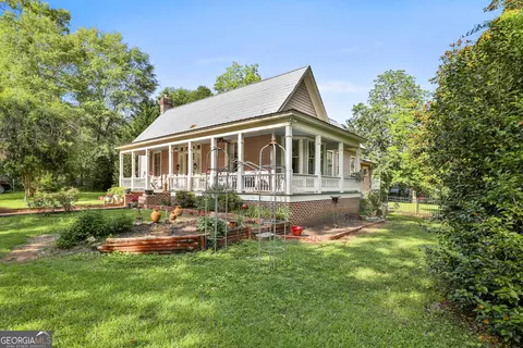 207 Bridge St, Senoia, GA 30276