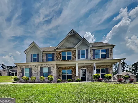 1631 Lapland Dr, Lawrenceville, GA 30045