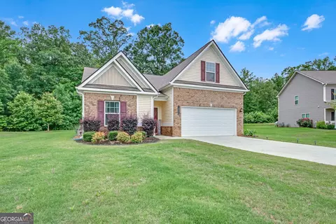 1431 Beckett Dr, Hampton, GA 30228 photo 2