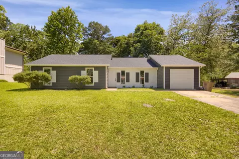 589 Wilmont Dr, Jonesboro, GA 30238