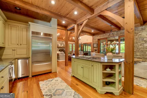 Kitchen - 4334 Murray Cove Rd, Tiger, GA 30576 photo 3 of 3
