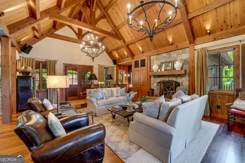 Living - 4334 Murray Cove Rd, Tiger, GA 30576 photo 4 of 6