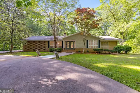 4 Dogwood Trl, Bremen, GA 30110