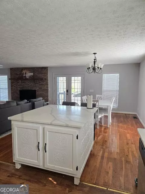 Kitchen - 100 Riverside, Valley, AL 36854 photo 4 of 5