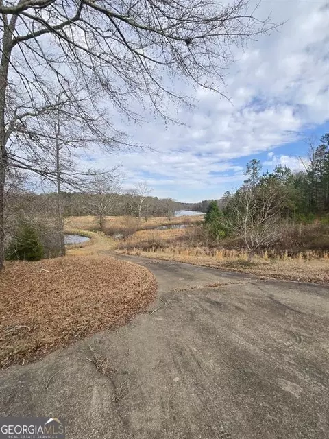 View/Area - 100 Riverside, Valley, AL 36854 photo 1 of 8