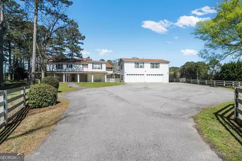 387 Colvin Dr, Locust Grove, GA 30248