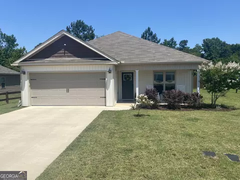 51 Cole Dr, Hawkinsville, GA 31036