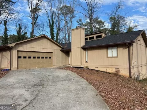 1725 Sara Ct SE, Conyers, GA 30013