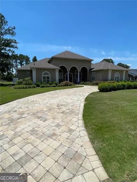 220 Pebble Bch, Eufaula, AL 36027