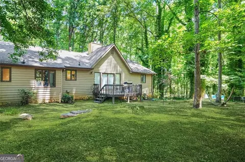 Exterior - 5837 Fox Run, Rex, GA 30273 photo 3 of 9