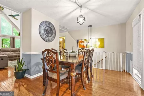 Dining - 5837 Fox Run, Rex, GA 30273 photo 2 of 3