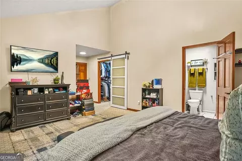 Bedroom - 5837 Fox Run, Rex, GA 30273 photo 2 of 5