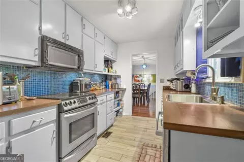 Kitchen - 5837 Fox Run, Rex, GA 30273 photo 1 of 2