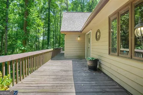 Exterior - 5837 Fox Run, Rex, GA 30273 photo 9 of 9
