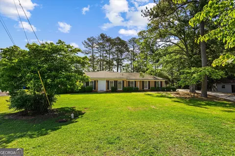315 Burke Cir, Mcdonough, GA 30253