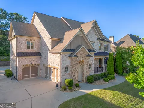 2604 Heltonwood Ct, Buford, GA 30519