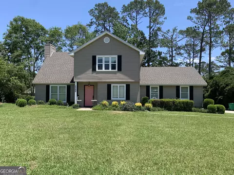 2242 Oakgrove Cir, Valdosta, GA 31602