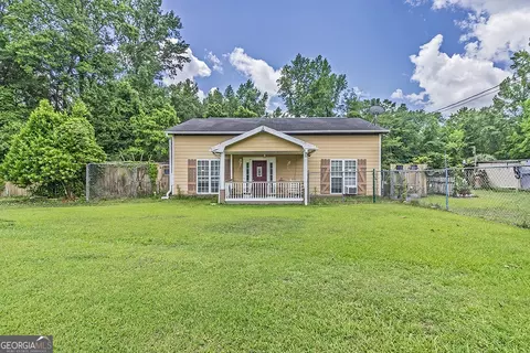 4394 Holley Rd, Lizella, GA 31052