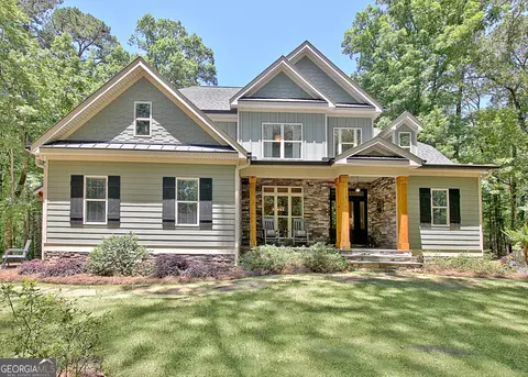 175 Ridgeway Ct, Senoia, GA 30276