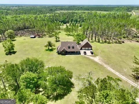 363 Cedar Rd, Uvalda, GA 30412