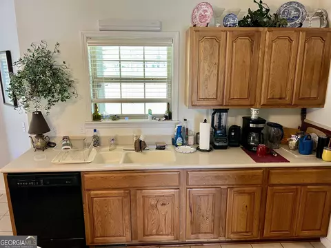Kitchen - 363 Cedar Rd, Uvalda, GA 30412 photo 5 of 5