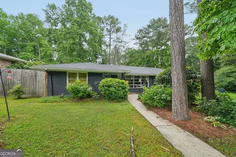 2762 Whispering Pines Dr, Decatur, GA 30033