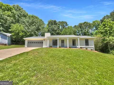 2492 Wild Rose Cir, Lawrenceville, GA 30044