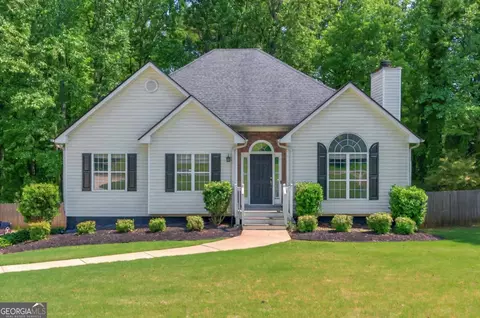 6645 N Glen Dr, Cumming, GA 30028