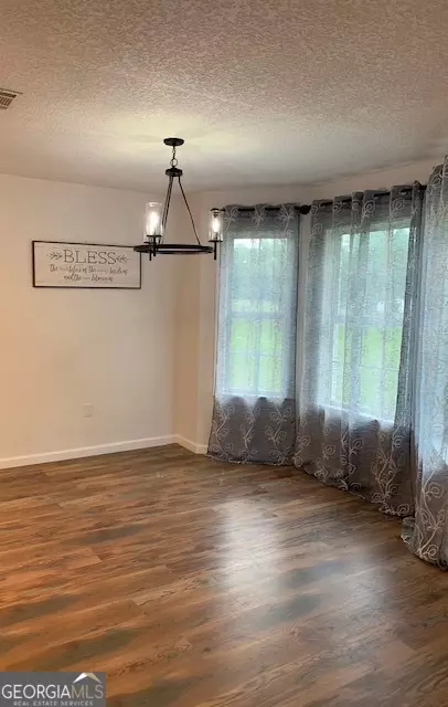Dining - 3827 Avant Rd, Blackshear, GA 31516 photo 1 of 2