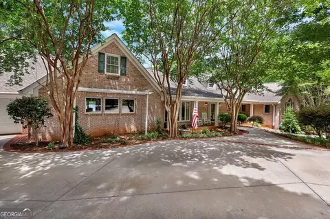 575 Cedar St, Lavonia, GA 30553