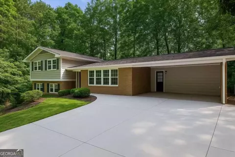 225 River Springs Dr, Sandy Springs, GA 30328