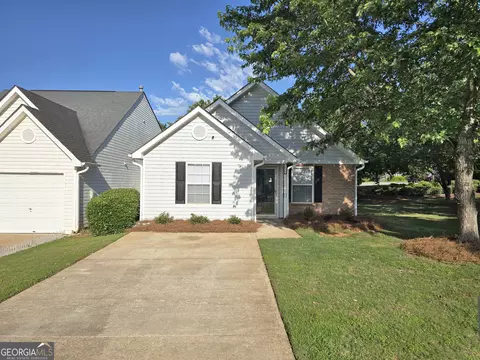 Exterior - 3075 Lakeside Cir, Covington, GA 30016 photo 2 of 2