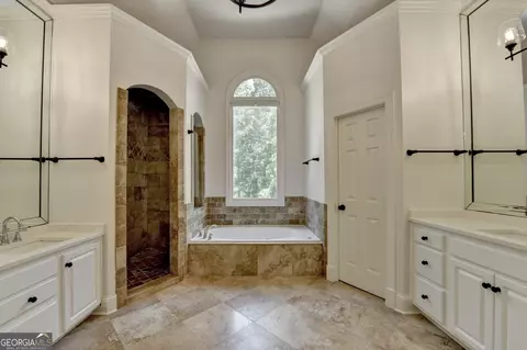 Bath - 7920 Tintern Trce #298, Duluth, GA 30097 photo 6 of 15