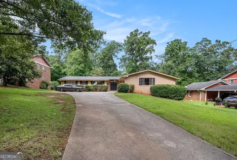 3946 Flakes Mill Rd, Decatur, GA 30034