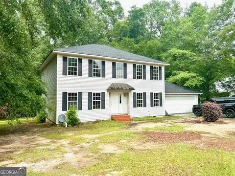 211 Palisade Dr, Dublin, GA 31021